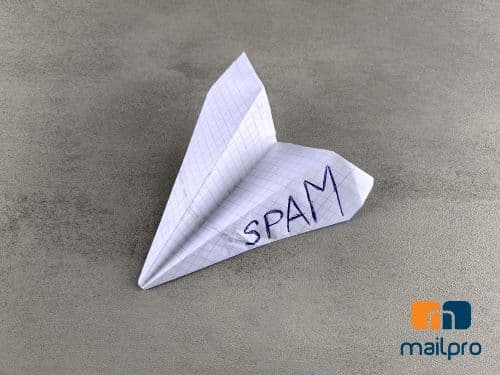 Cómo usar un verificador de spam de email para asegurarse de que sus correos electrónicos lleguen a las bandejas de entrada.