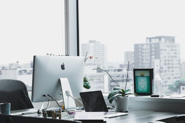 Marketing para Firmas de Consultoría: Desde el Correo Electrónico hasta el Liderazgo de Pensamiento