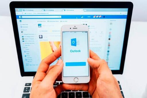 ¿Por qué No Debes Usar Outlook o Gmail para Hacer Email Marketing?