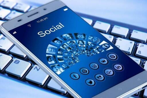 ¿Cómo Hacer Crecer tu Lista E-mail a través de las Redes Sociales?