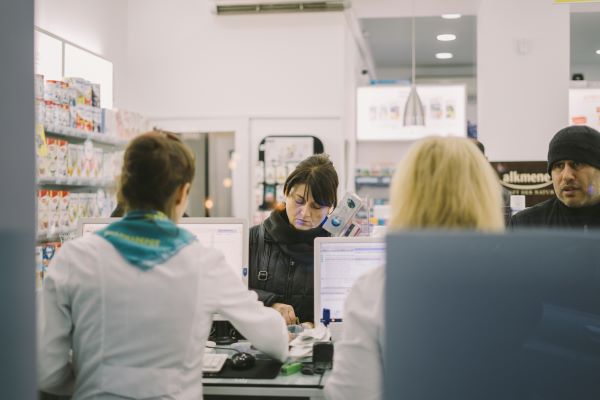 Email Marketing para farmacias: Construyendo una comunidad de pacientes leales.